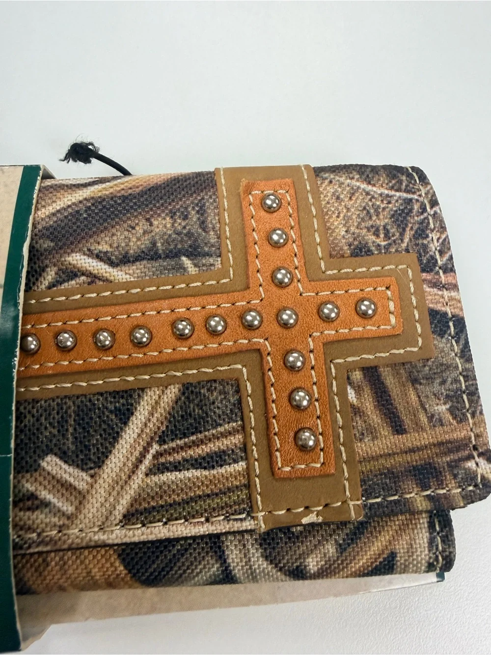 Hickory Creek Camouflage Cross Accent Wallet Brown Leather New